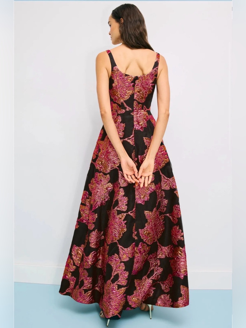 Dress The Population Vienna Full Skirt Gown
Sleeveless Black Maxi size Small - Picture 6 of 17
